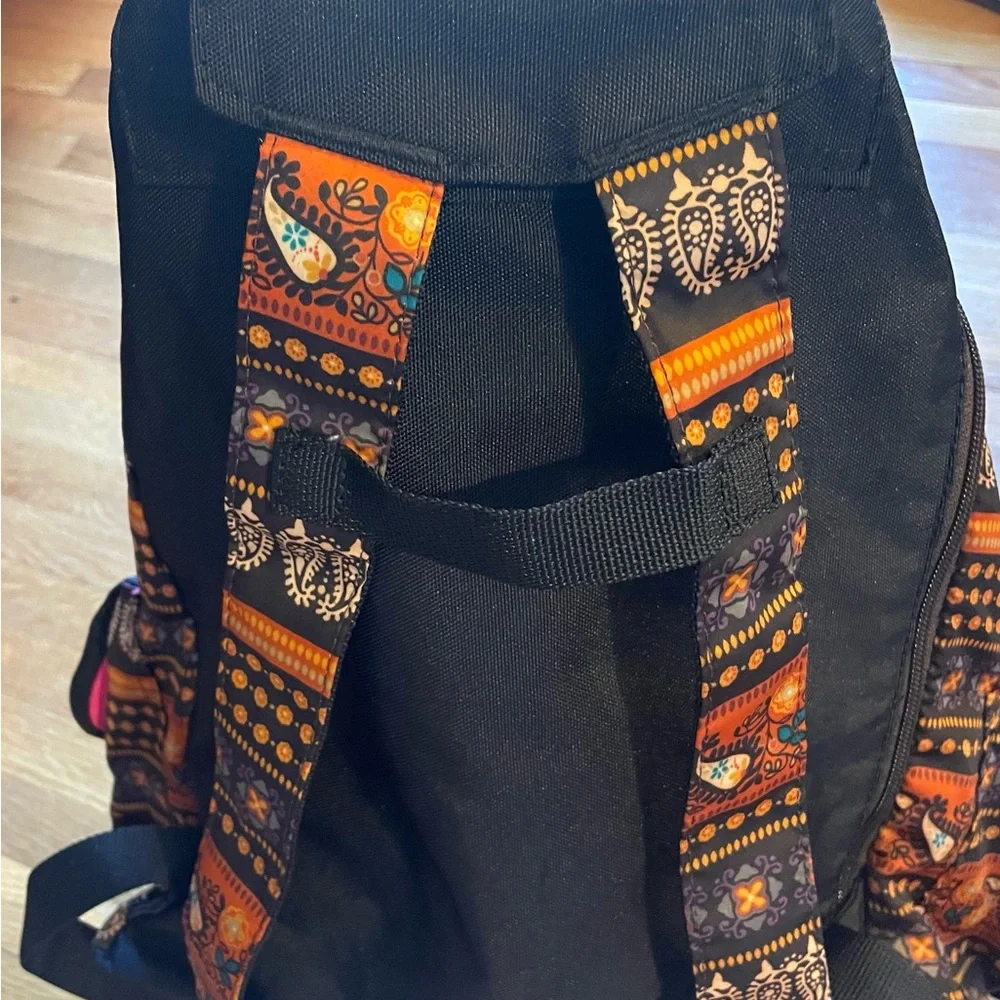 Olive Des Olive nylon drawstring adjustable strap backpack in EUC/Fall colors!